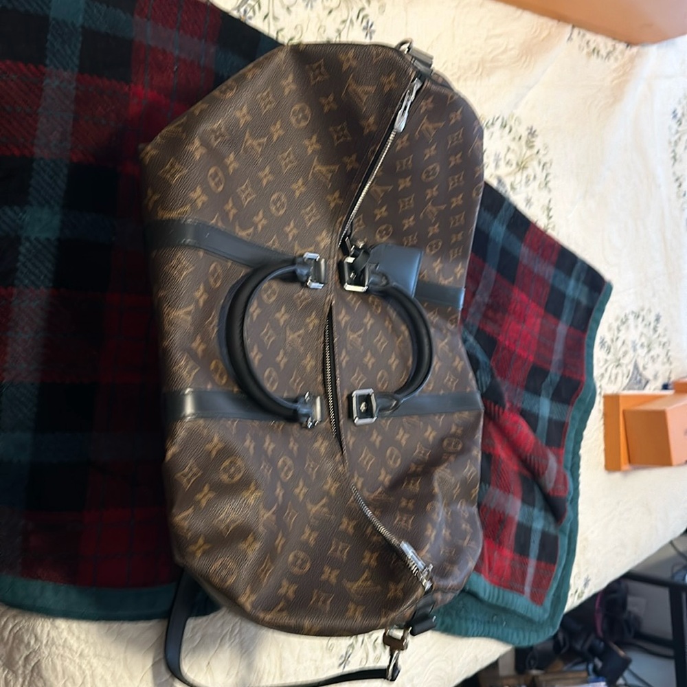 Louis Vuitton Bandouliere 55 Duffel Bag 💼